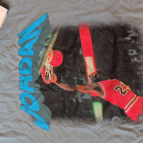 Jordan (Her)itage Graphic T-shirt - Picture 5 of 8